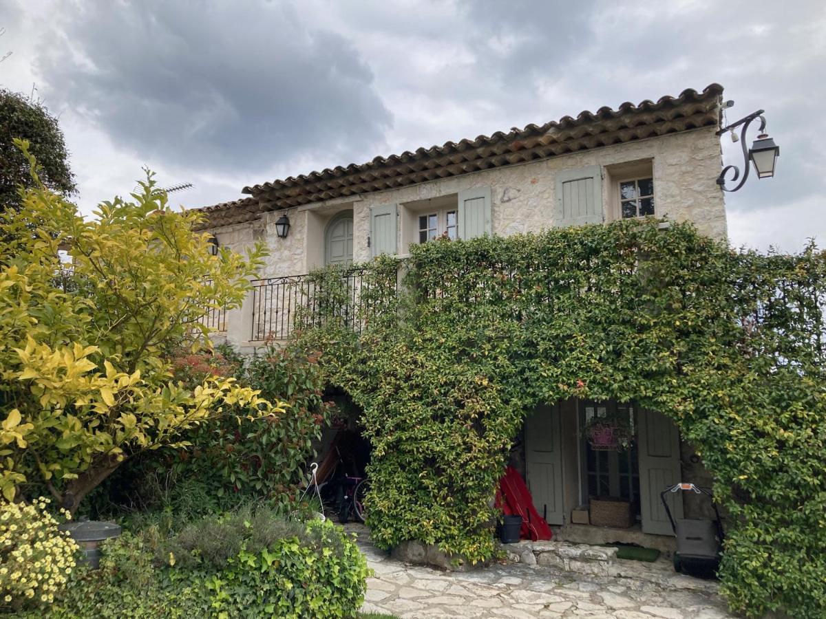 Appartement De Charme Au Calme Parking Gratuit La Colle-sur-Loup Buitenkant foto